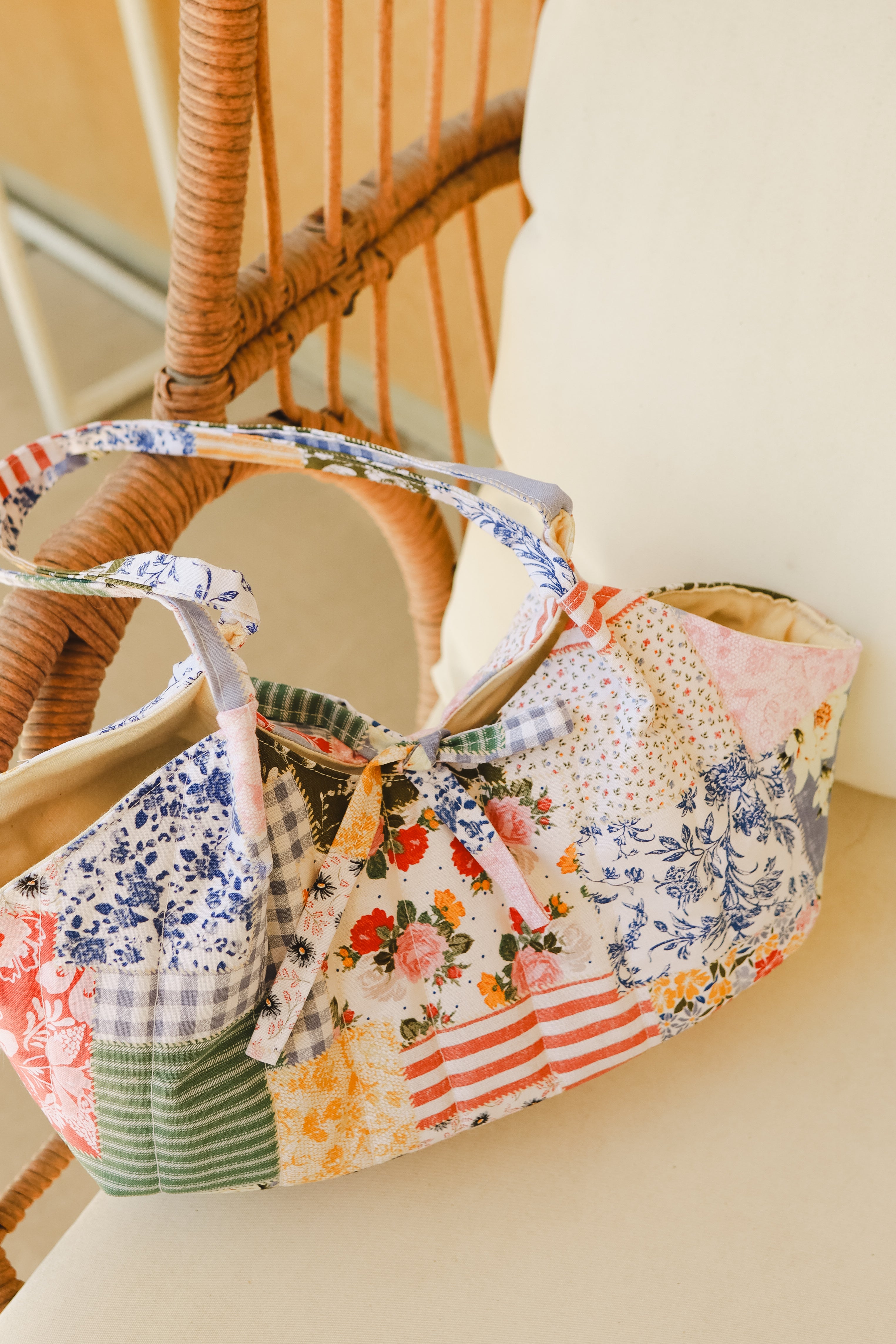 Sunday Picnic Tote